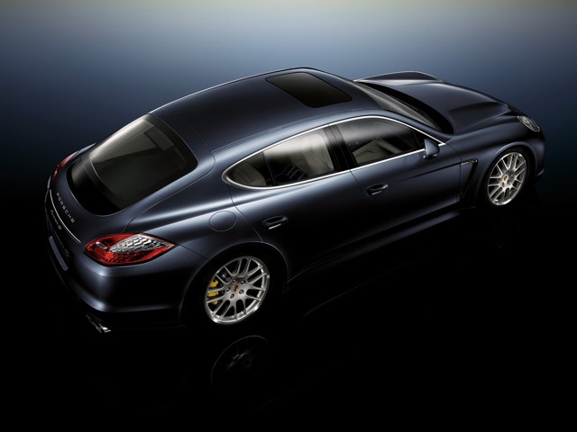 Porsche Panamera 4S foto 20