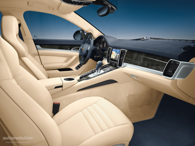 Porsche Panamera 4S foto 47