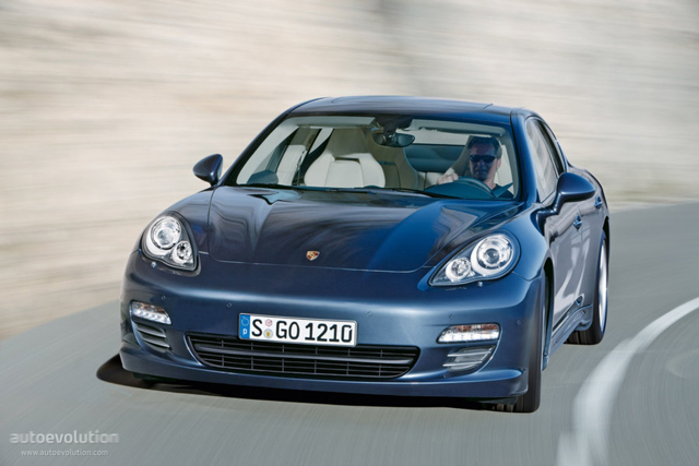 Porsche Panamera 4S foto 5