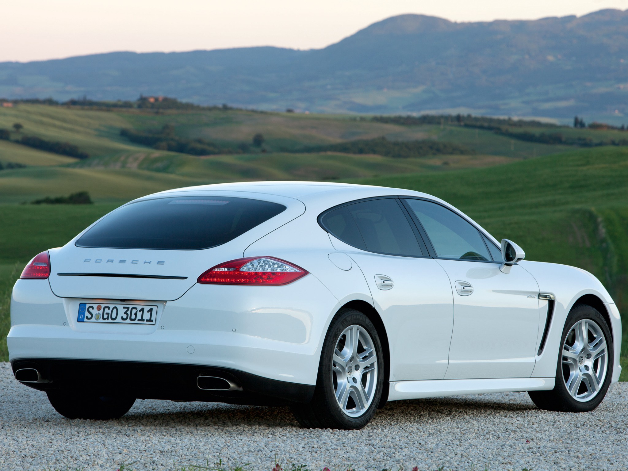 Porsche Panamera Diesel photo 18