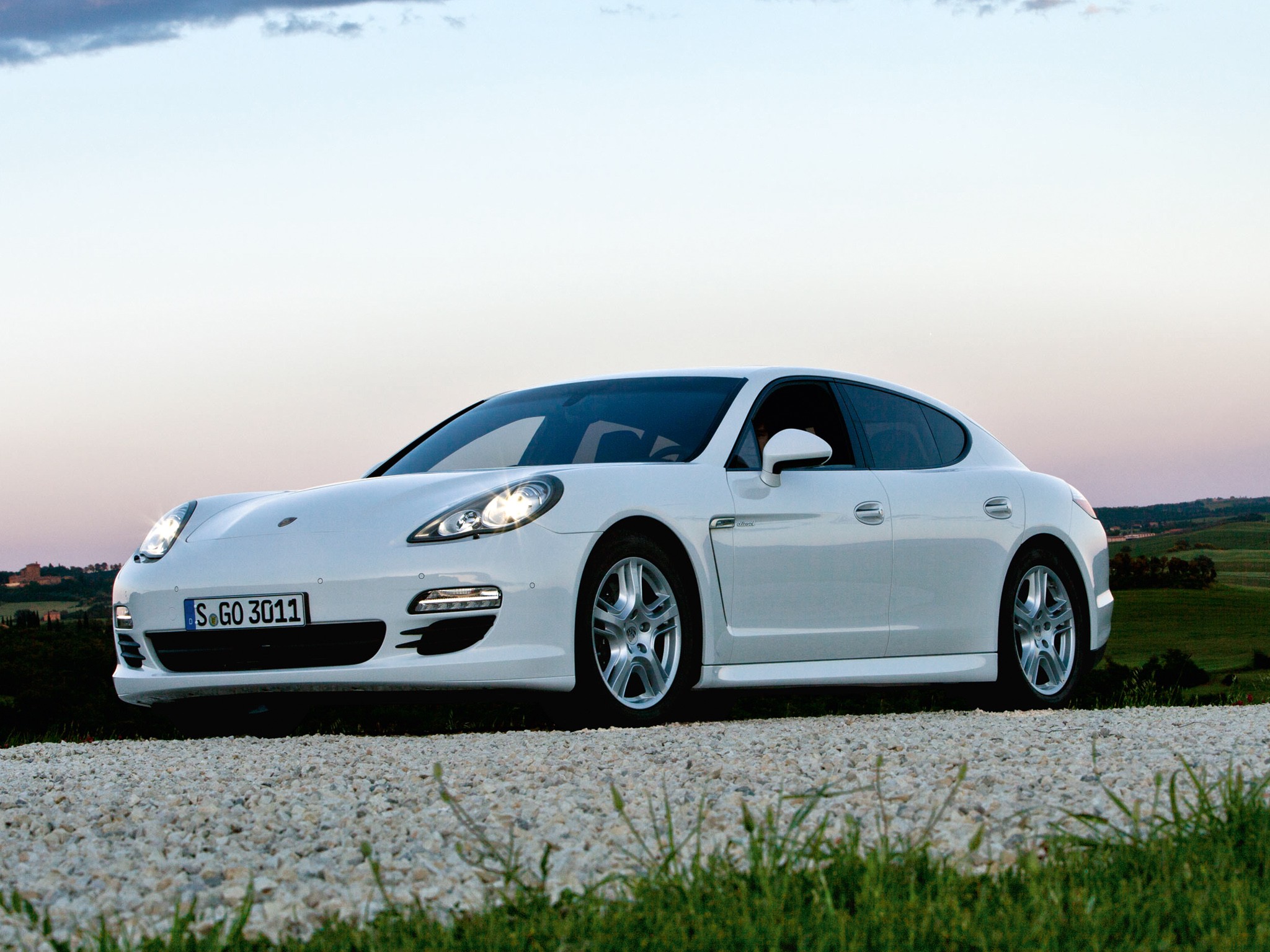 Porsche Panamera Diesel photo 19