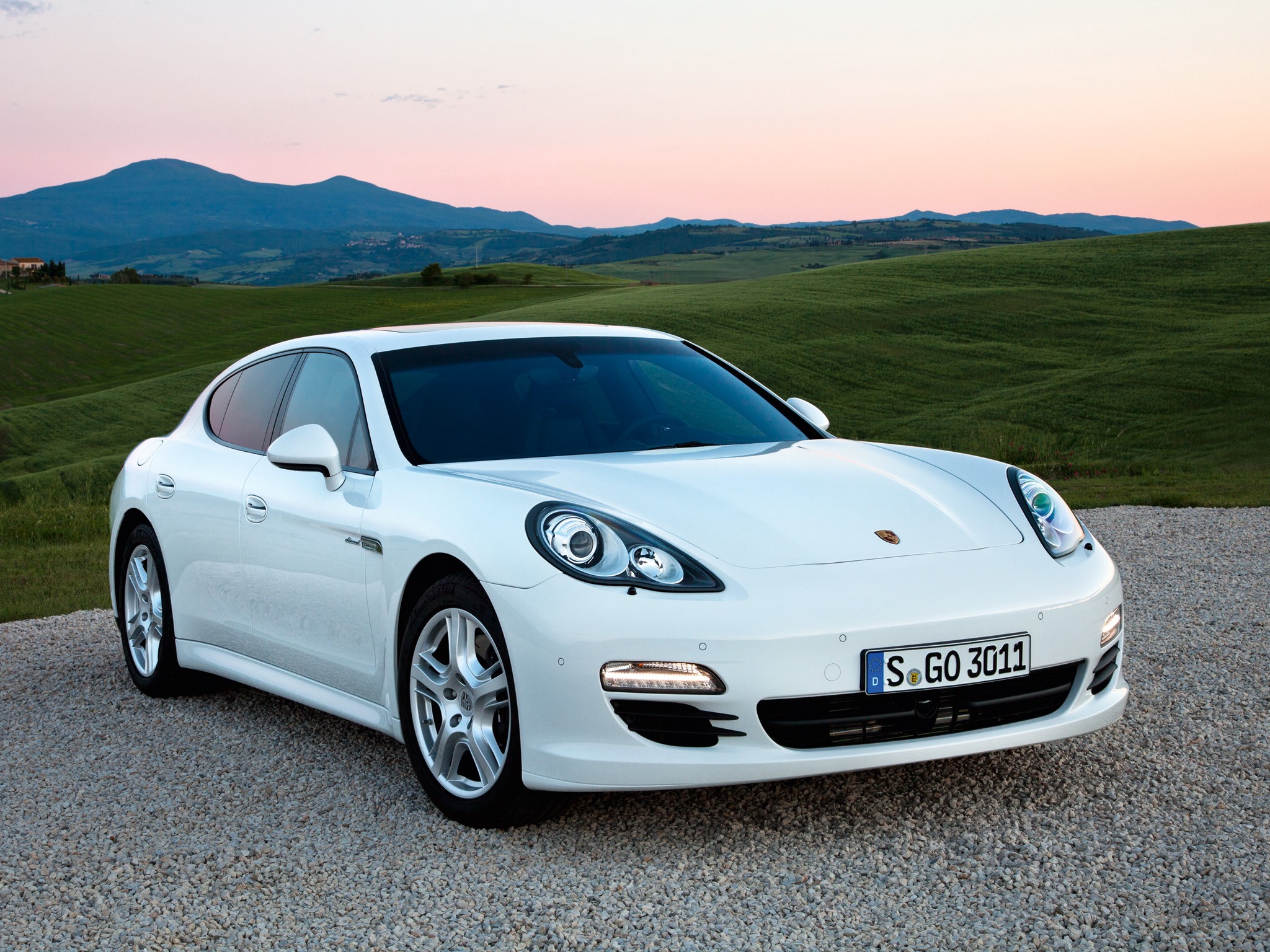 Porsche Panamera Diesel photo 21