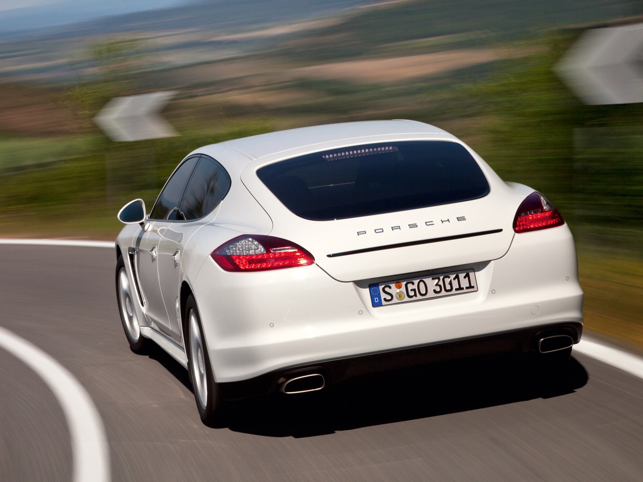 Porsche Panamera Diesel photo 28