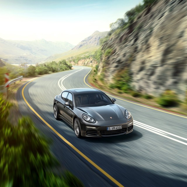 Porsche Panamera Diesel photo 11
