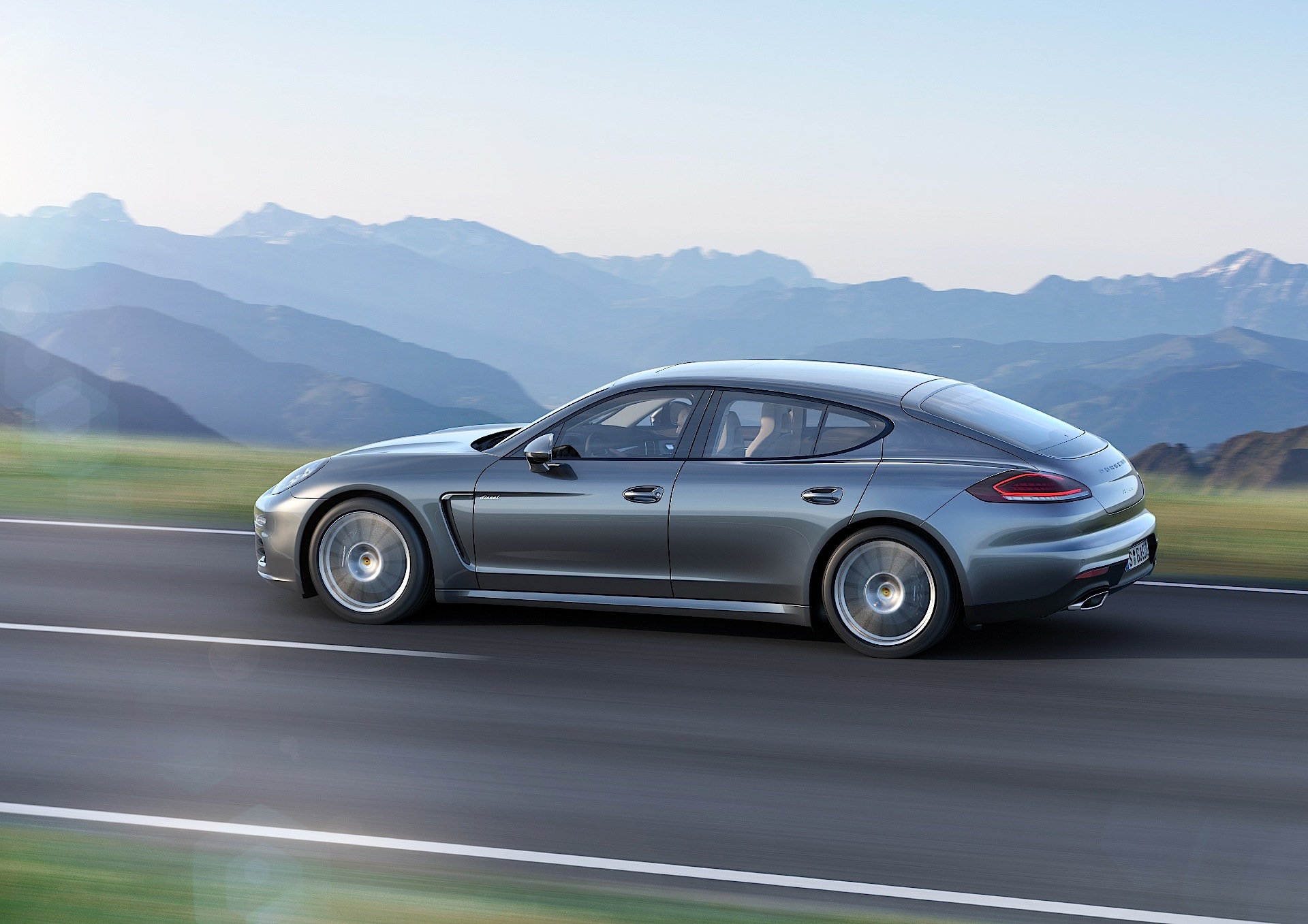 Porsche Panamera Diesel photo 4