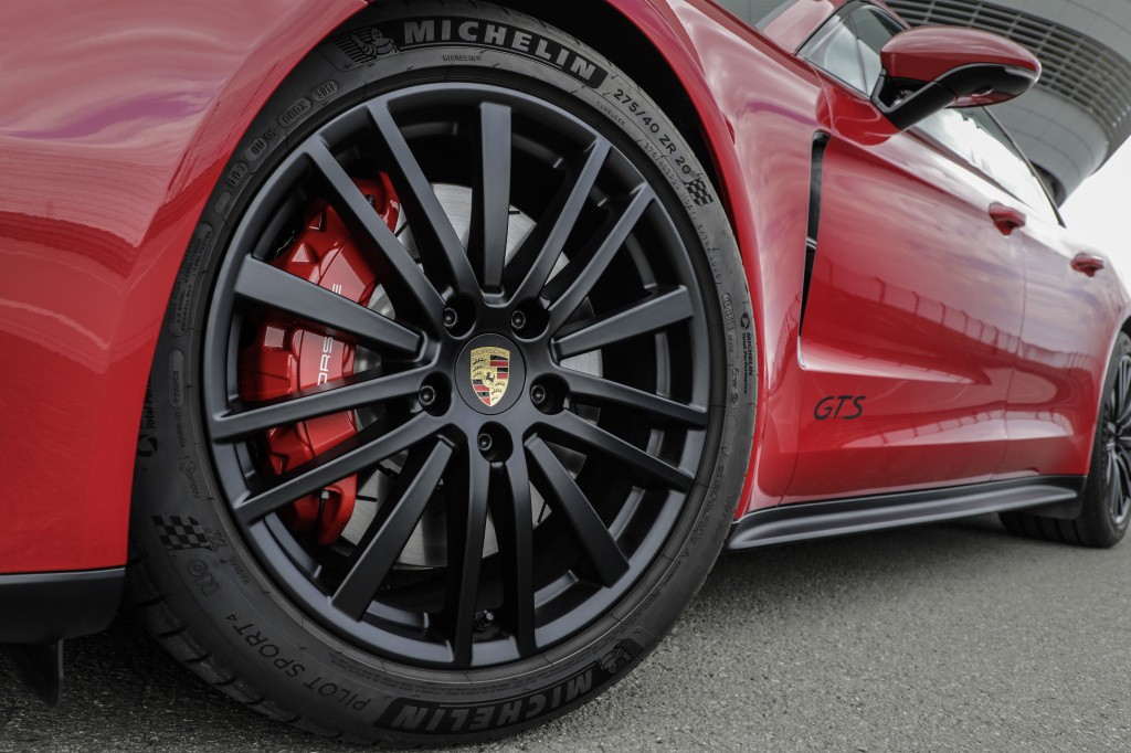 Porsche Panamera Gts Sport Turismo photo 7