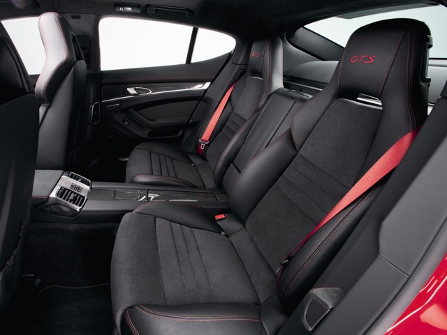 Porsche Panamera Gts photo 41