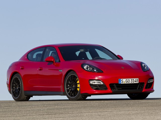 Porsche Panamera Gts photo 27