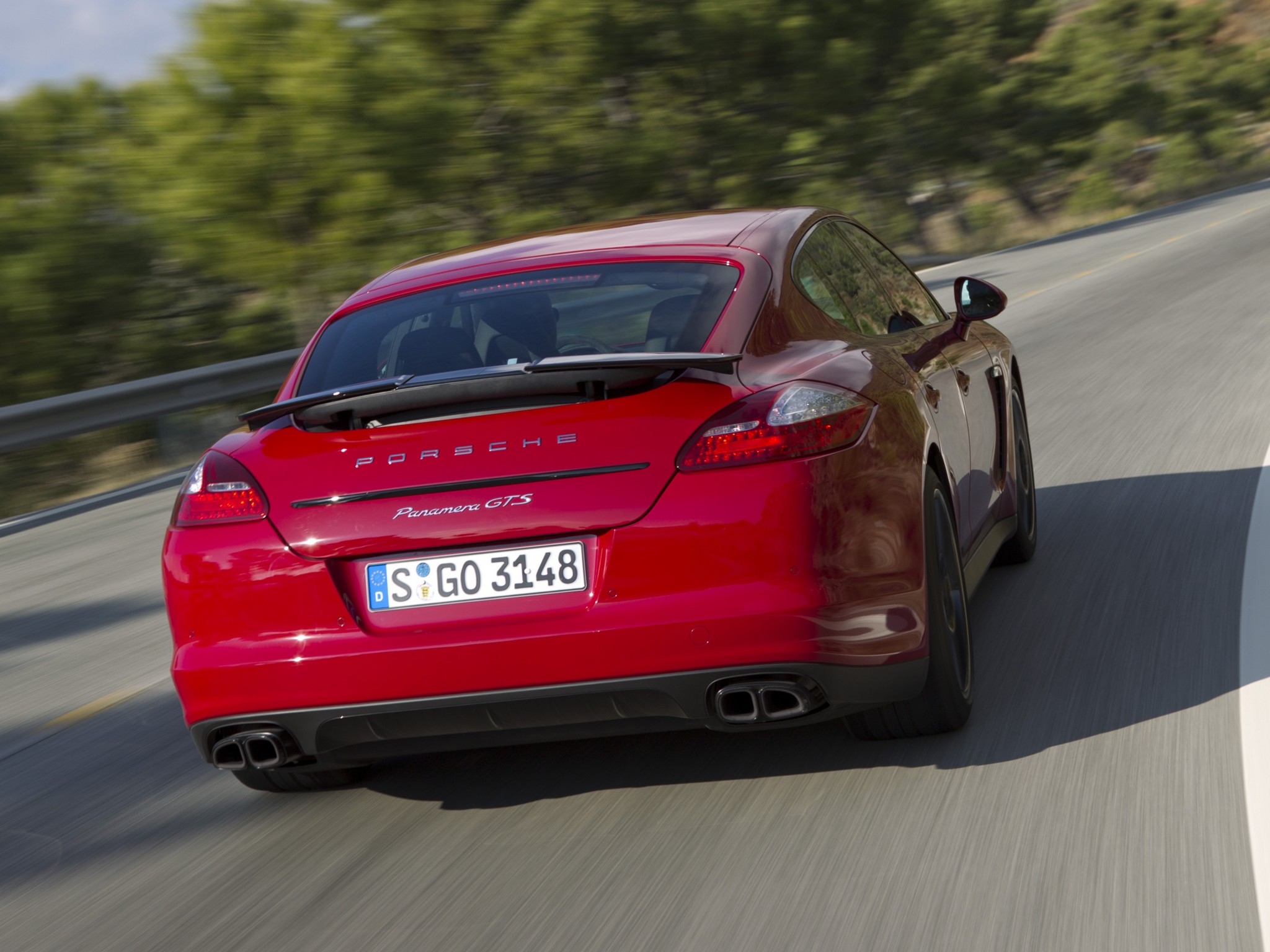 Porsche Panamera Gts photo 29
