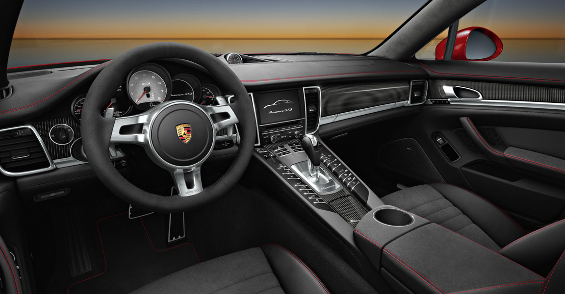Porsche Panamera Gts photo 32