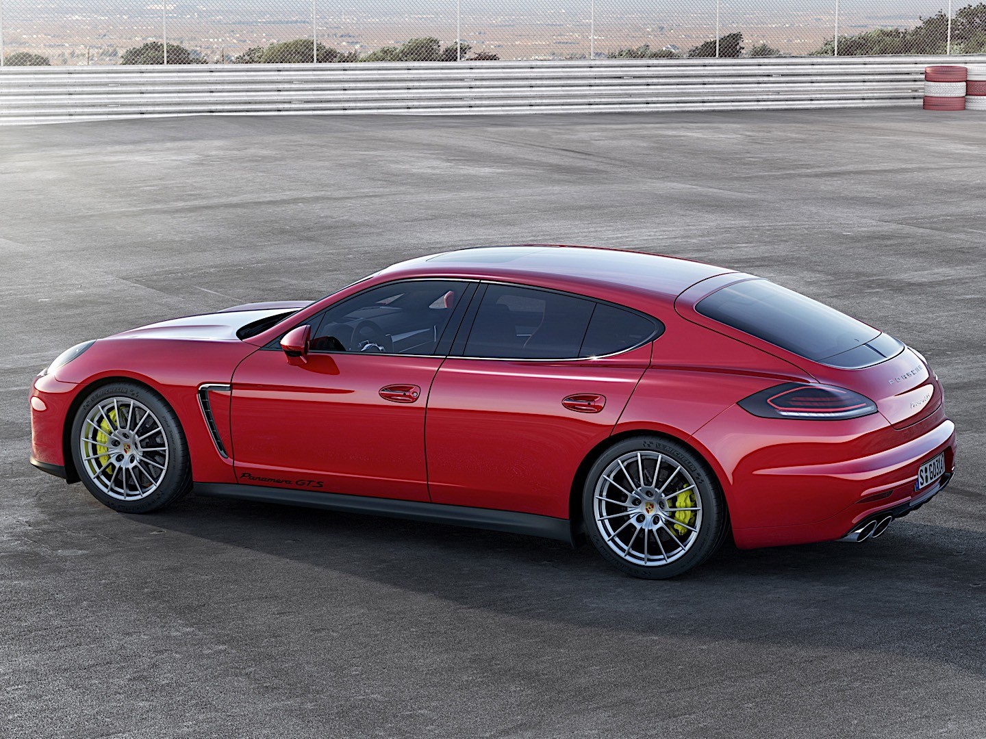 Porsche Panamera Gts photo 28