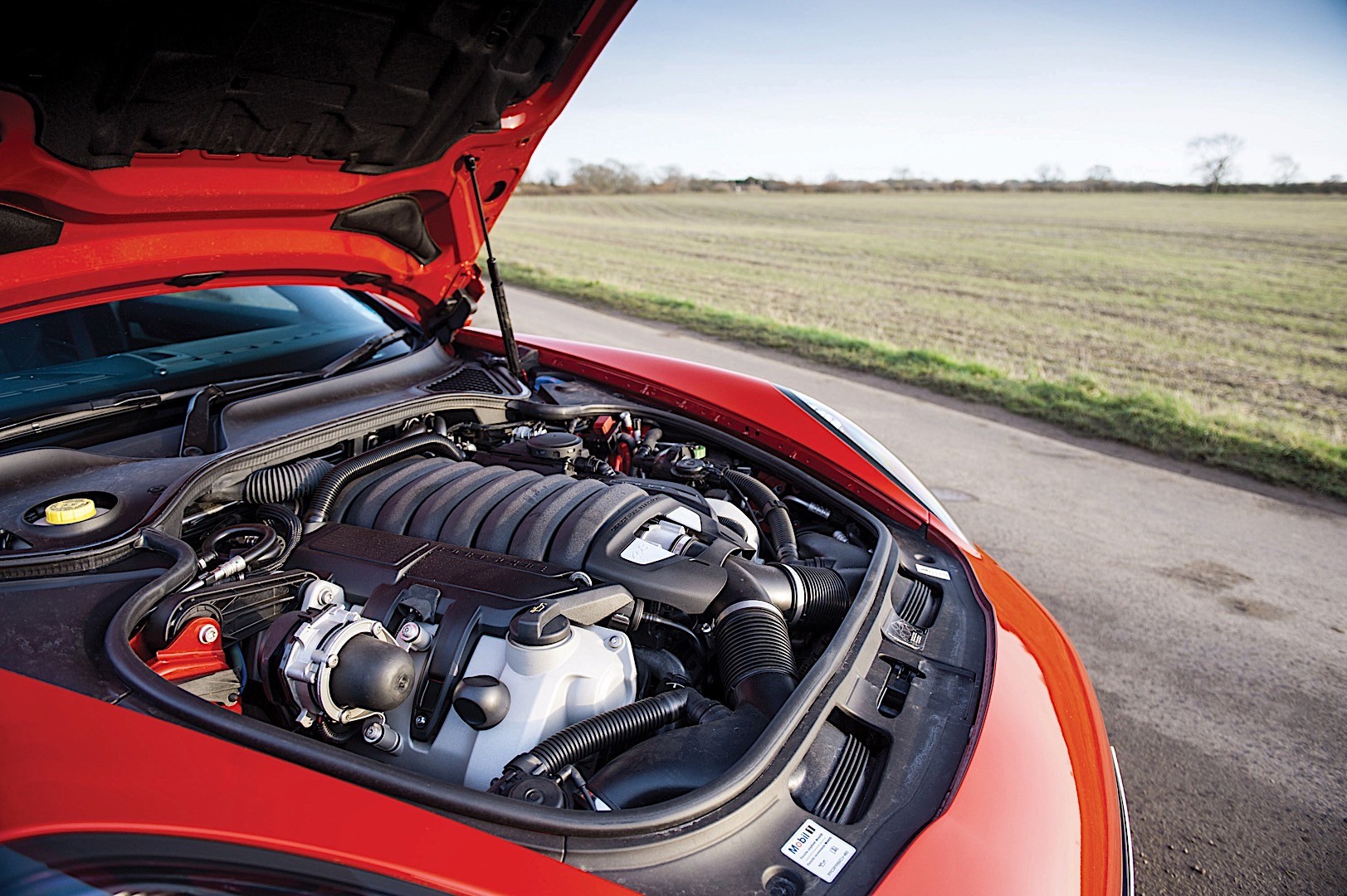 Porsche Panamera Gts photo 33