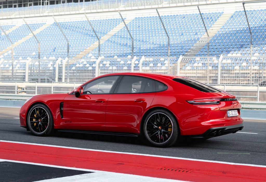 Porsche Panamera Gts photo 4