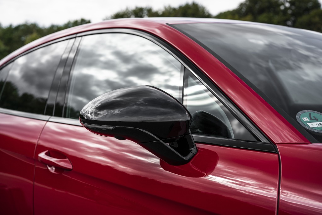 Porsche Panamera Gts photo 12