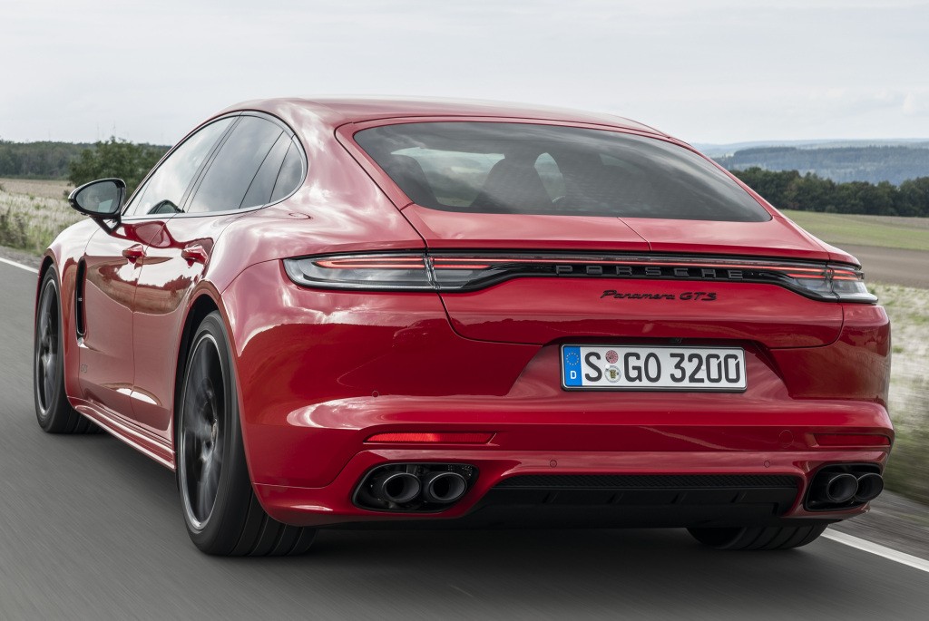 Porsche Panamera Gts photo 20