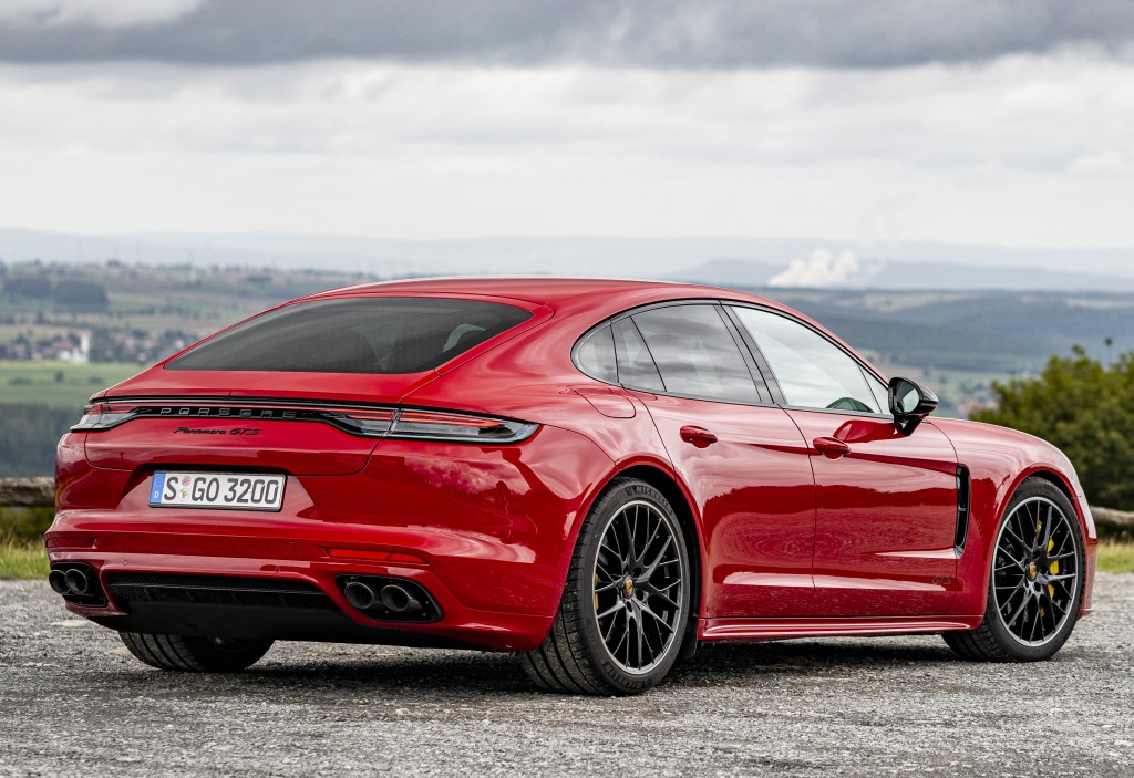 Porsche Panamera Gts photo 23