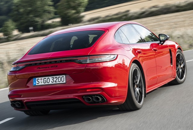 Porsche Panamera Gts photo 27