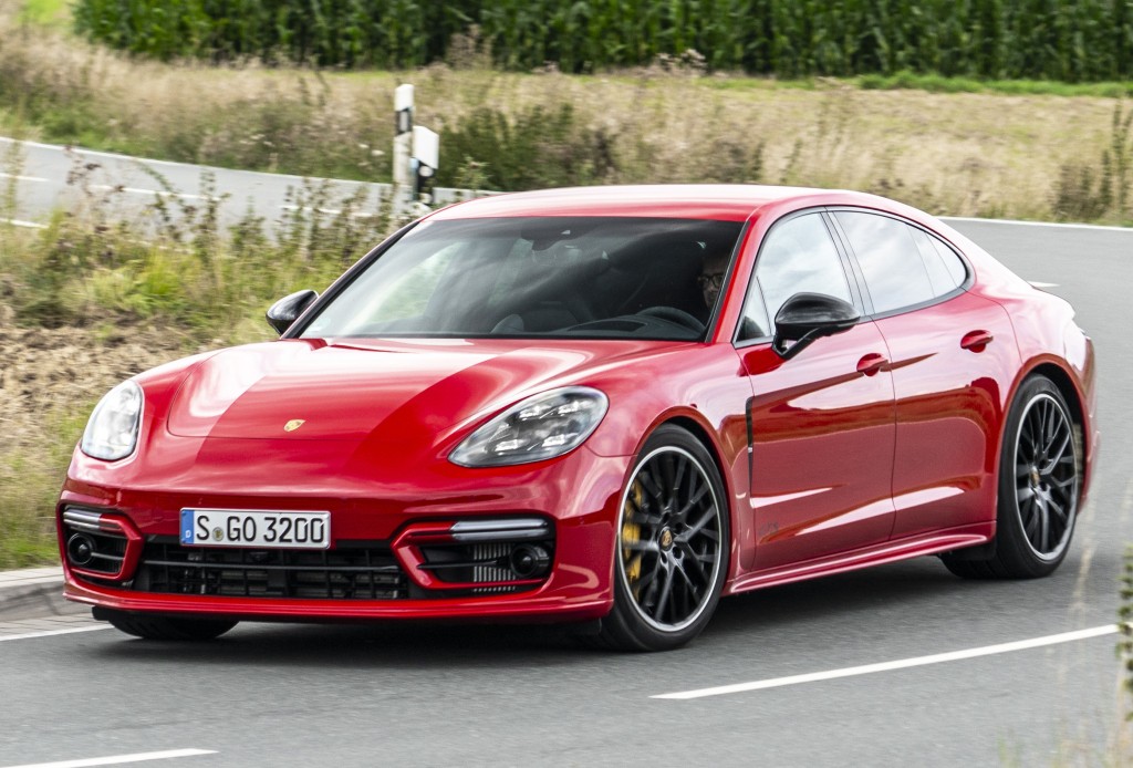 Porsche Panamera Gts photo 29