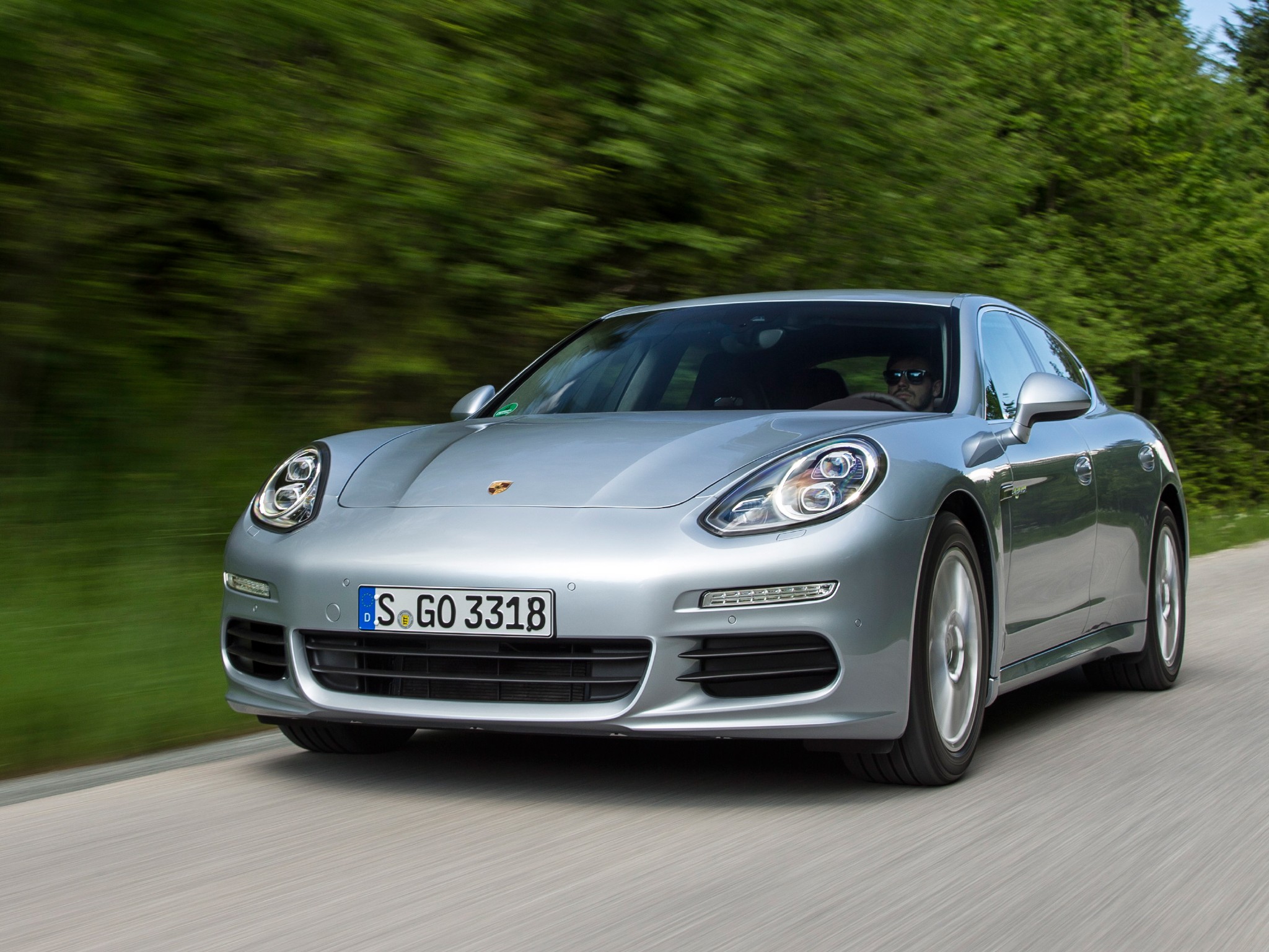 Porsche Panamera S E-Hybrid photo 11