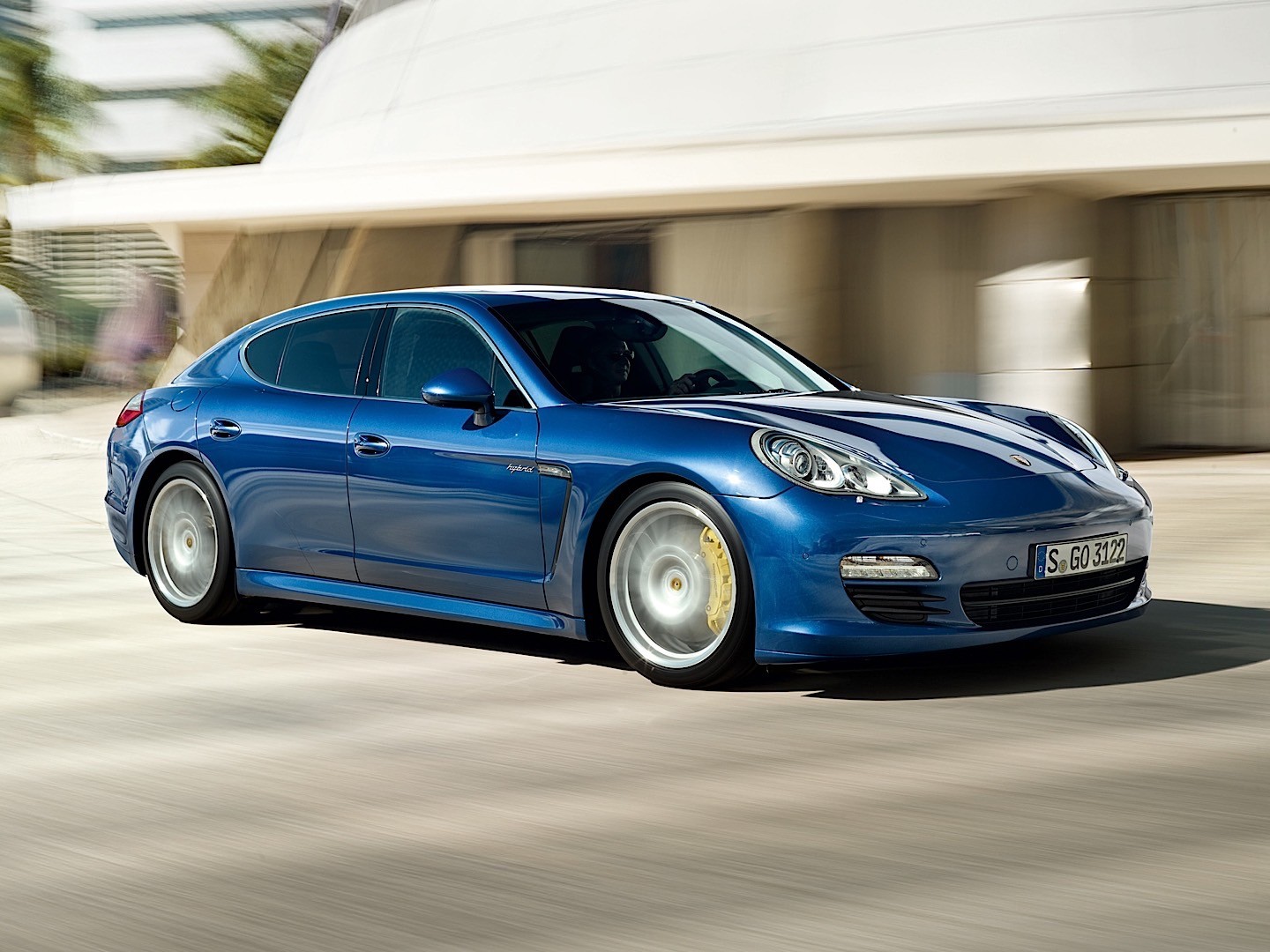 Porsche Panamera S Hybrid photo 18