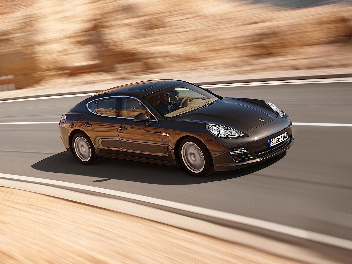 Porsche Panamera S photo 12