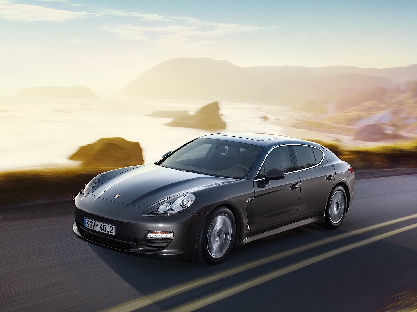 Porsche Panamera S photo 14