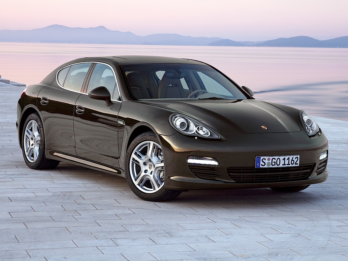 Porsche Panamera S photo 15