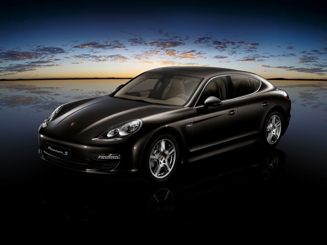 Porsche Panamera S photo 27
