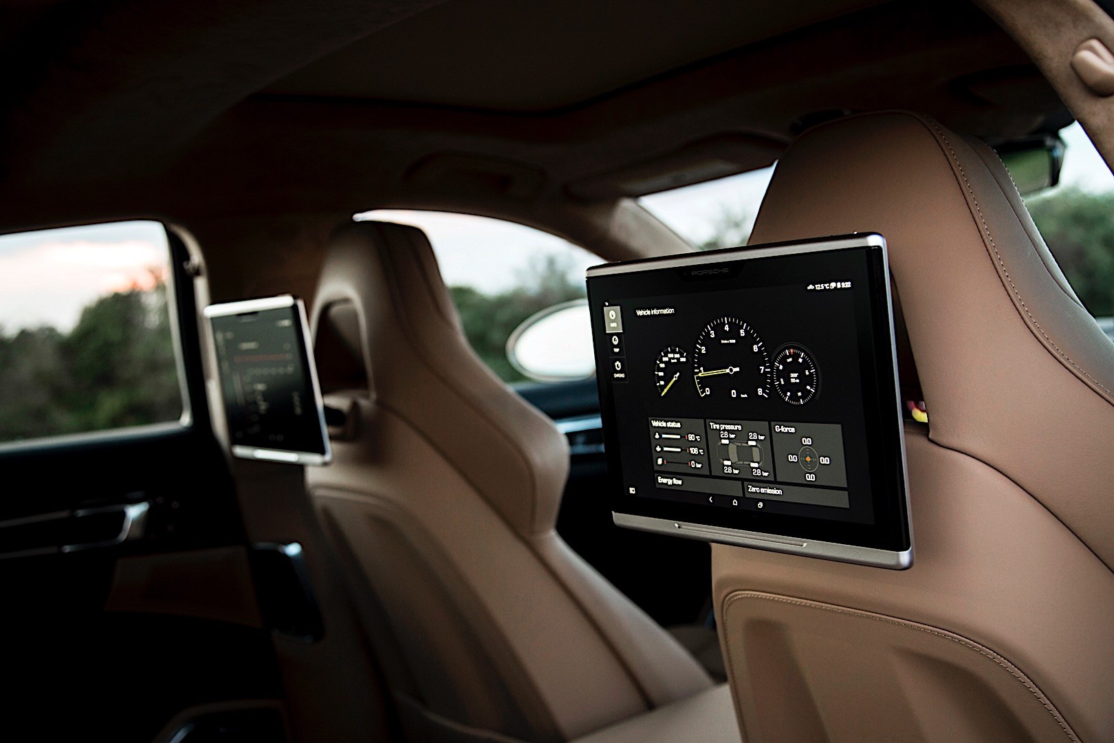 Porsche Panamera Turbo S E-Hybrid photo 17