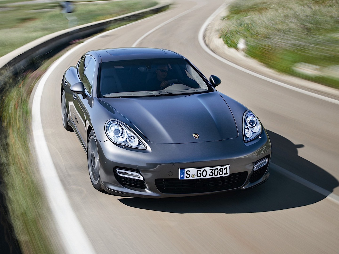 Porsche Panamera Turbo S photo 25
