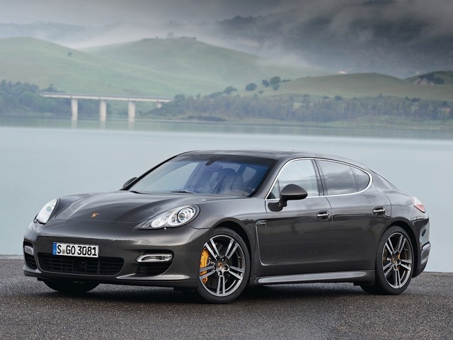 Porsche Panamera Turbo S photo 30