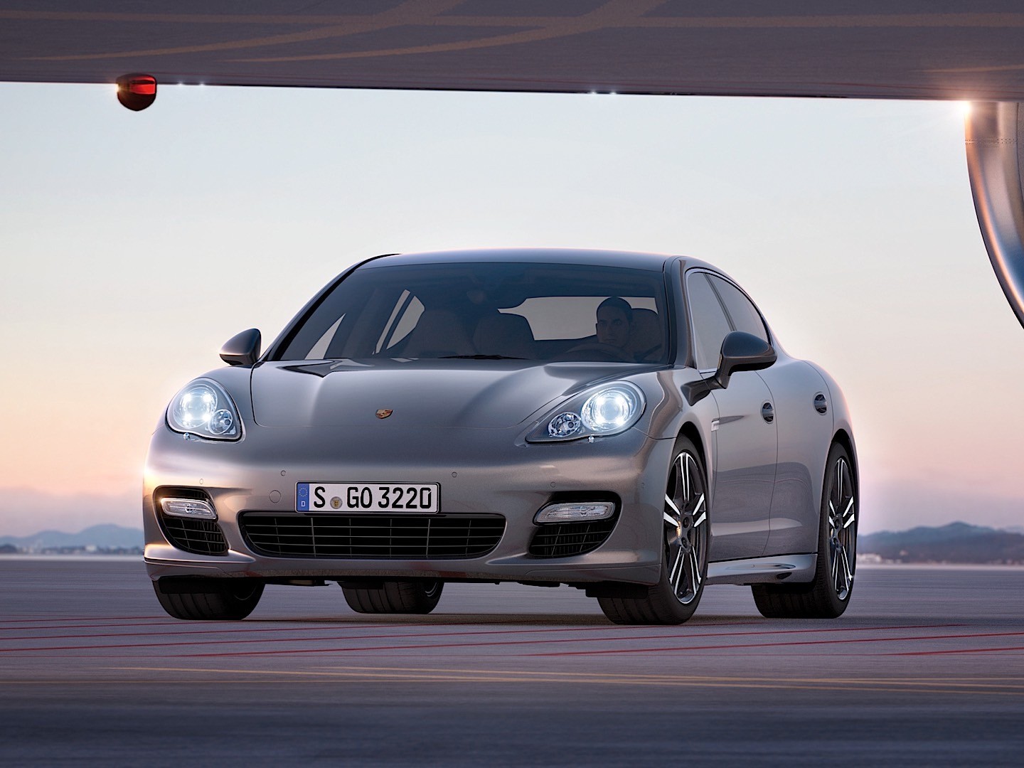 Porsche Panamera Turbo S photo 38