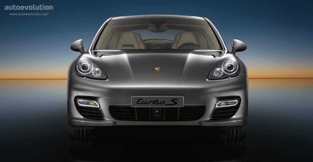 Porsche Panamera Turbo S photo 2
