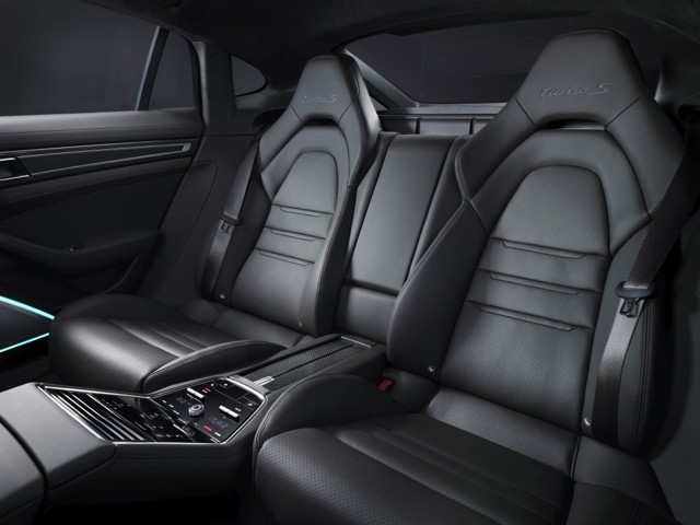 Porsche Panamera Turbo S photo 10