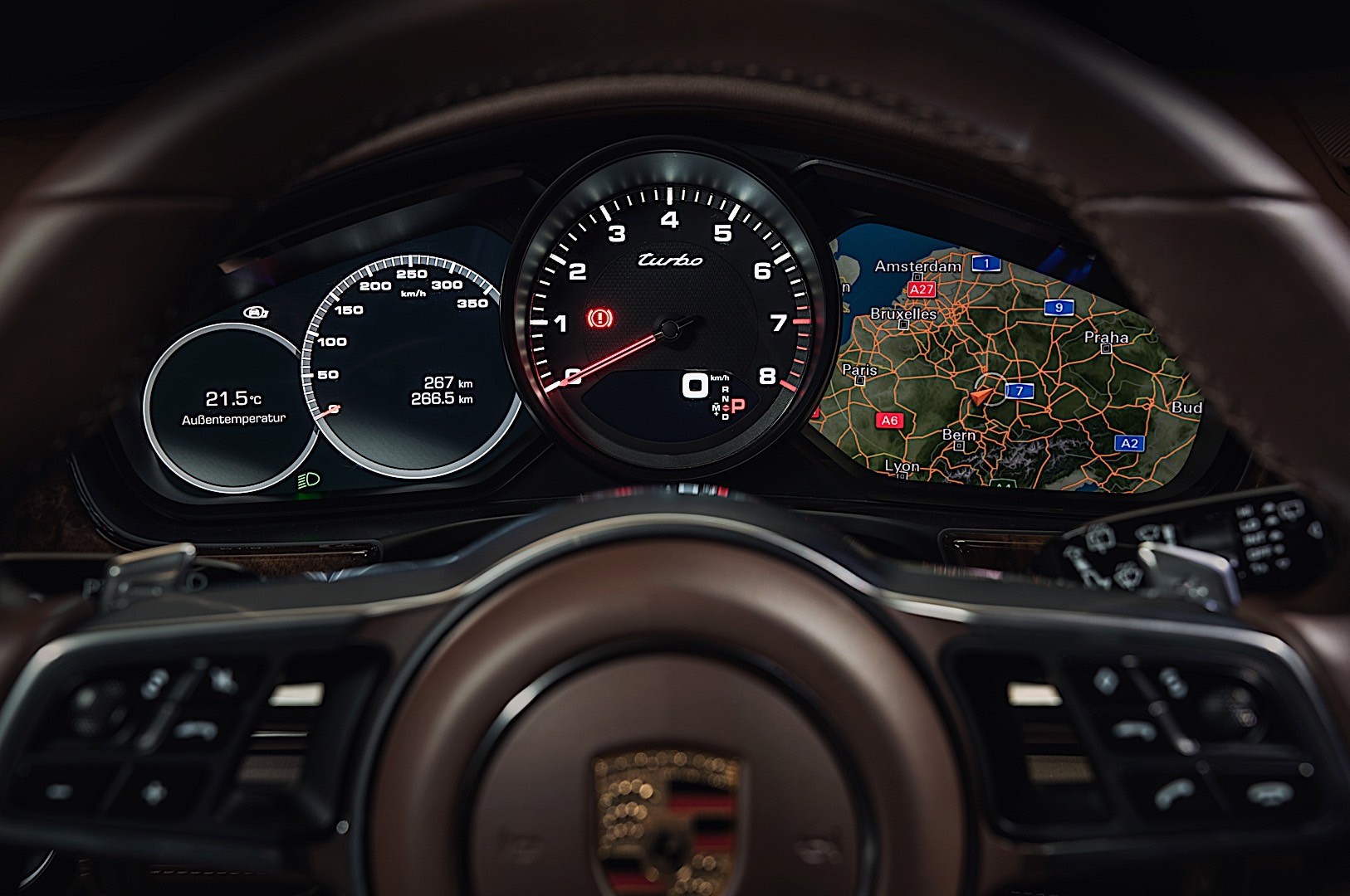 Porsche Panamera Turbo Sport Turismo photo 17