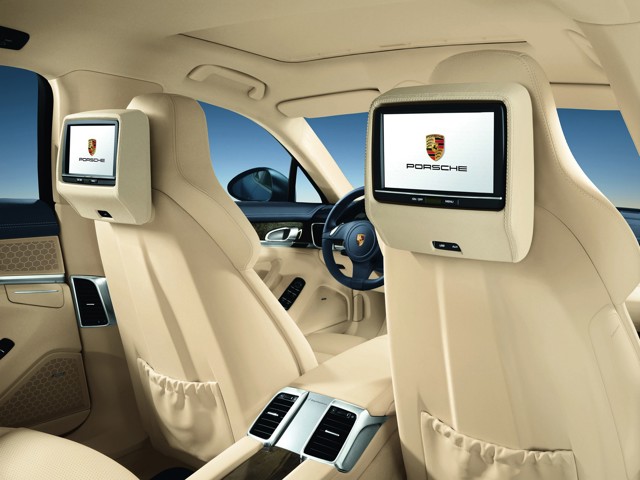 Porsche Panamera Turbo foto 67