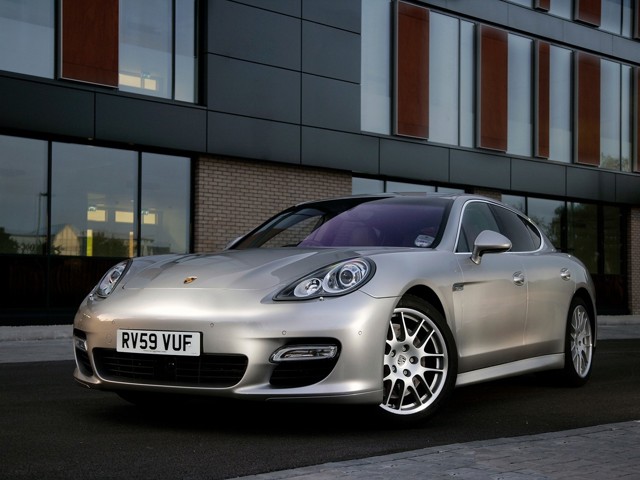 Porsche Panamera Turbo foto 12