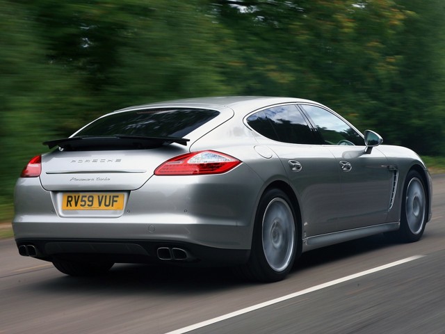 Porsche Panamera Turbo foto 15