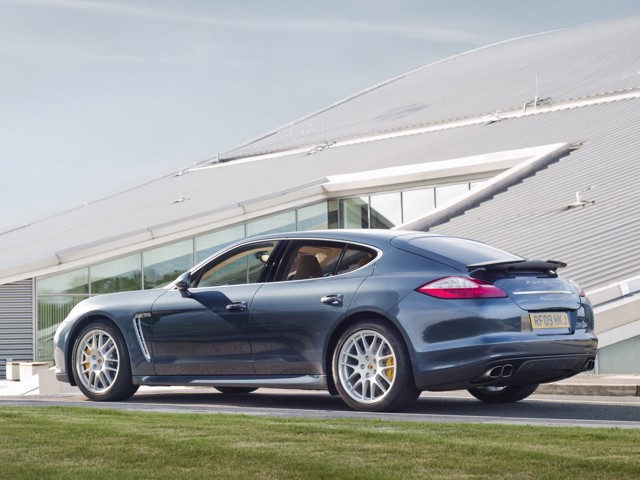 Porsche Panamera Turbo foto 20