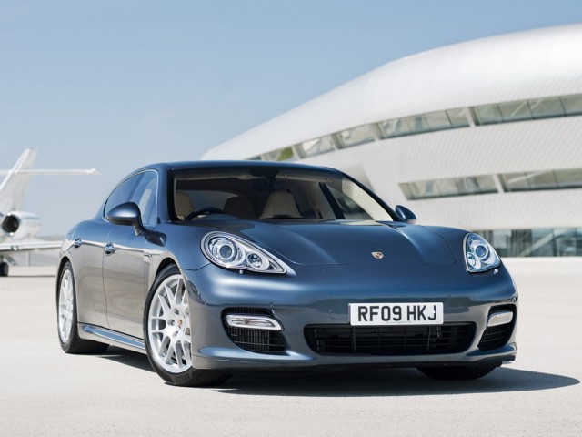 Porsche Panamera Turbo foto 29