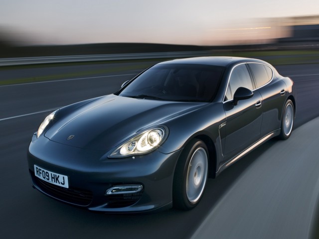 Porsche Panamera Turbo foto 33