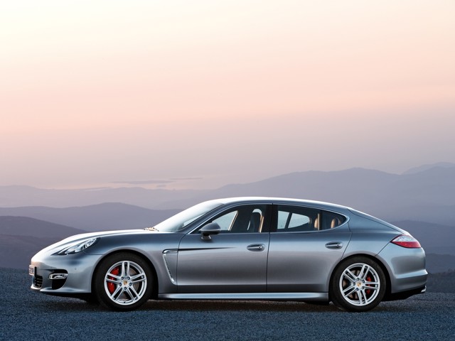 Porsche Panamera Turbo foto 37
