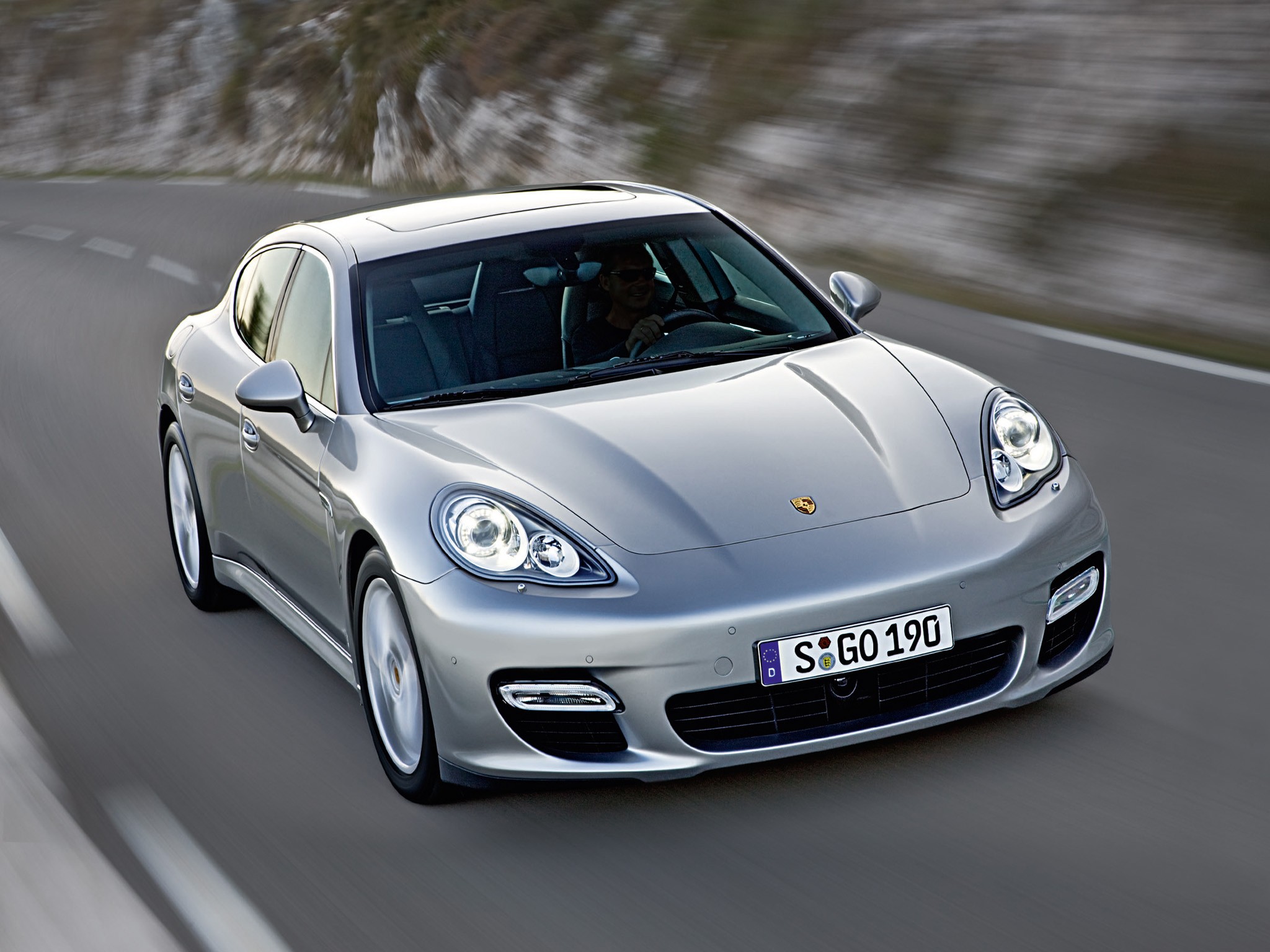 Porsche Panamera Turbo photo 43