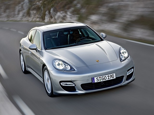 Porsche Panamera Turbo foto 43