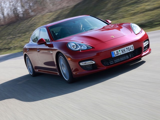 Porsche Panamera Turbo foto 47