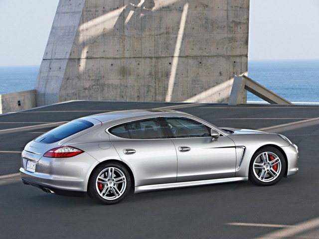 Porsche Panamera Turbo foto 50