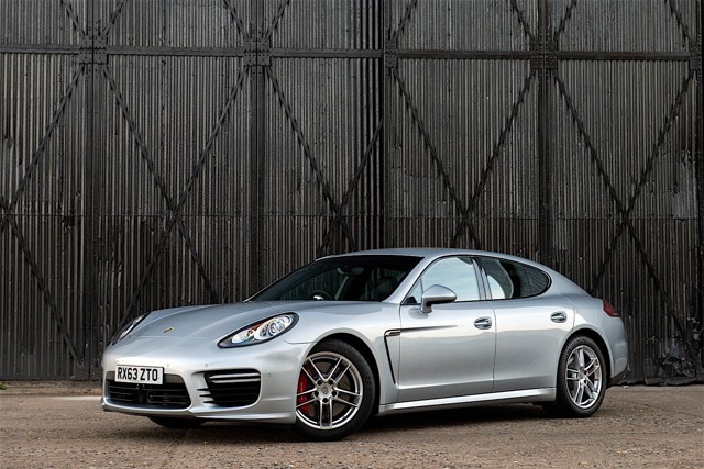 Porsche Panamera Turbo photo 9