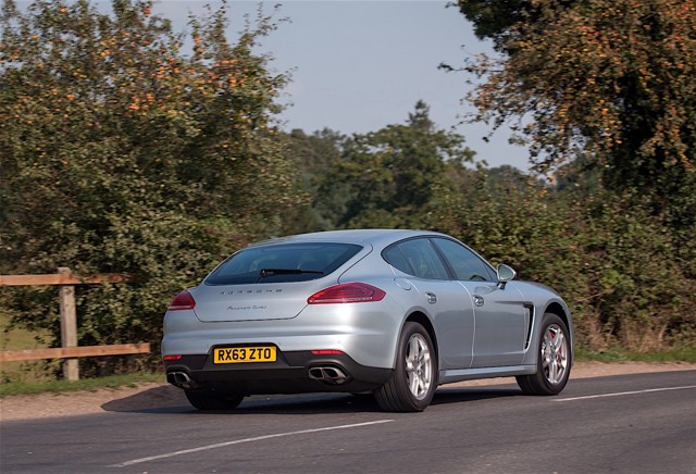 Porsche Panamera Turbo photo 17