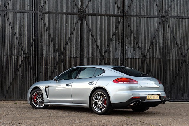 Porsche Panamera Turbo photo 20