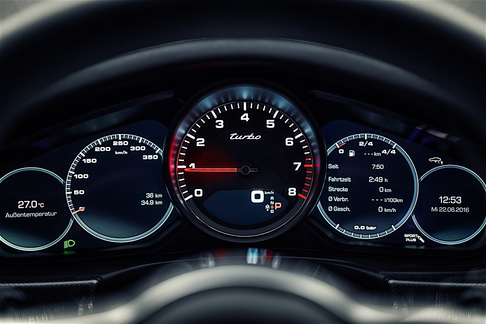 Porsche Panamera Turbo photo 34